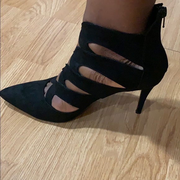 Nine West Strappy Heels “FESTIVE” - Picture 4 of 8